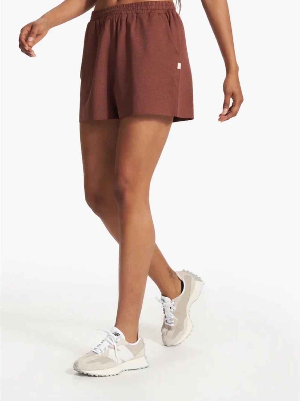 Vuori Boyfriend Short 3.5 Inseam
Color: Cedar Heather